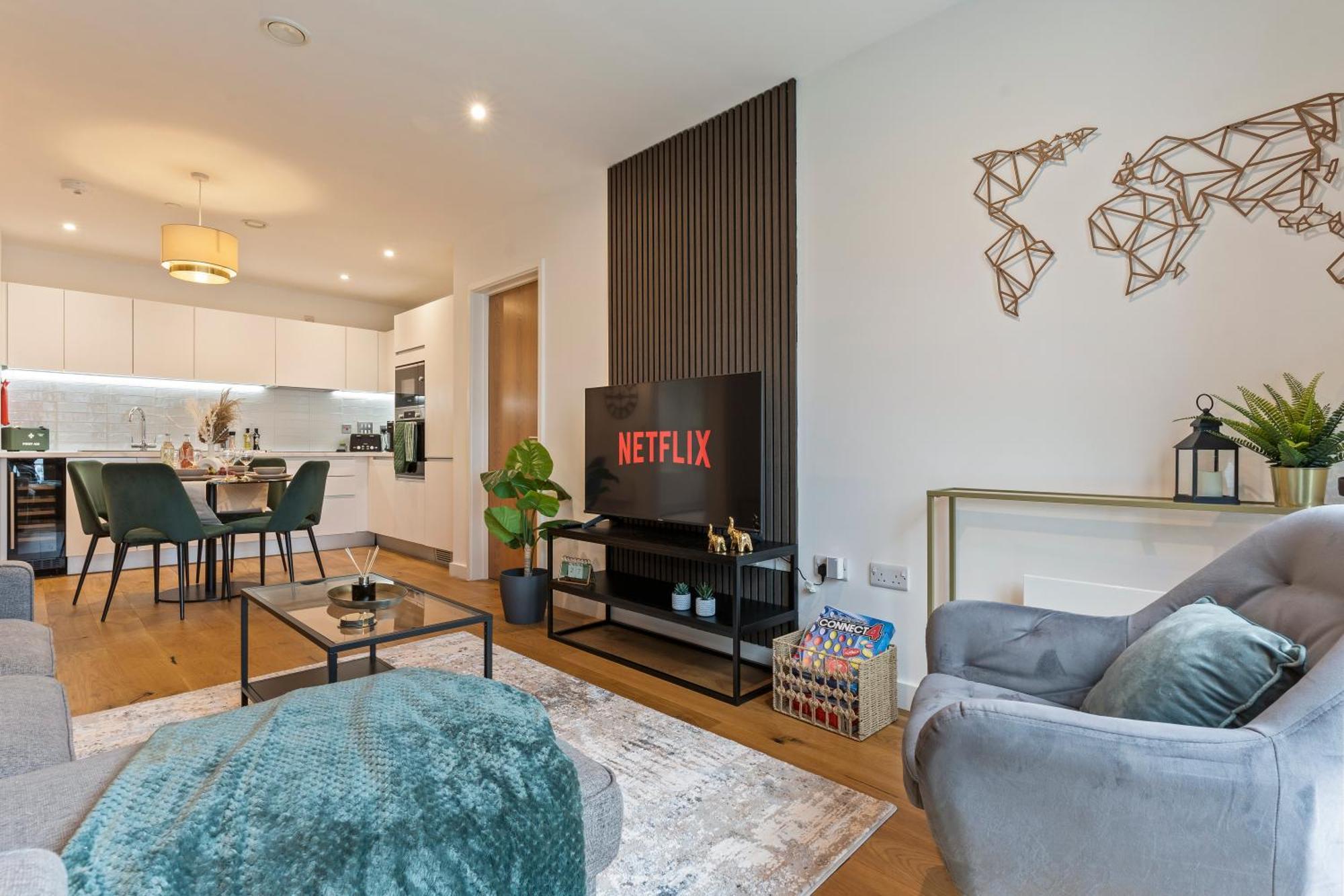 Shanti Suite - 2Bed 2Bath City Centre - Wifi - Netflix- Parking- Modern- Perfect For Family, Contractors, Leisure, Business By Shanti Nights เบอร์มิงแฮม ภายนอก รูปภาพ